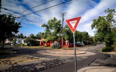 Yield vs Stop Signs What’s the Actual Difference? Yield vs Stop Signs